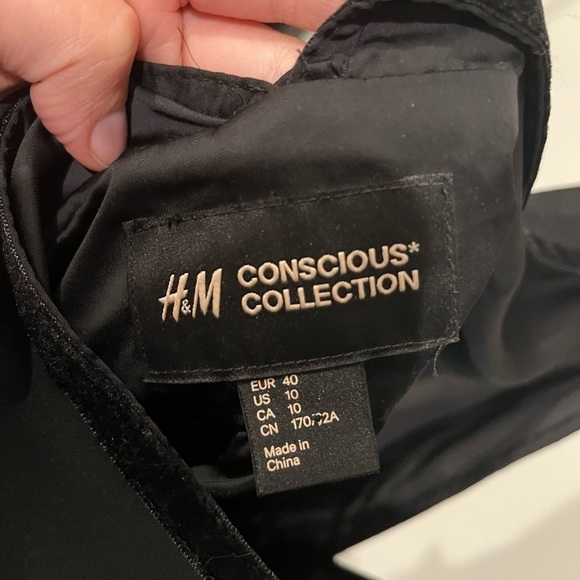 H&M LBD​ - Picture 5 of 6